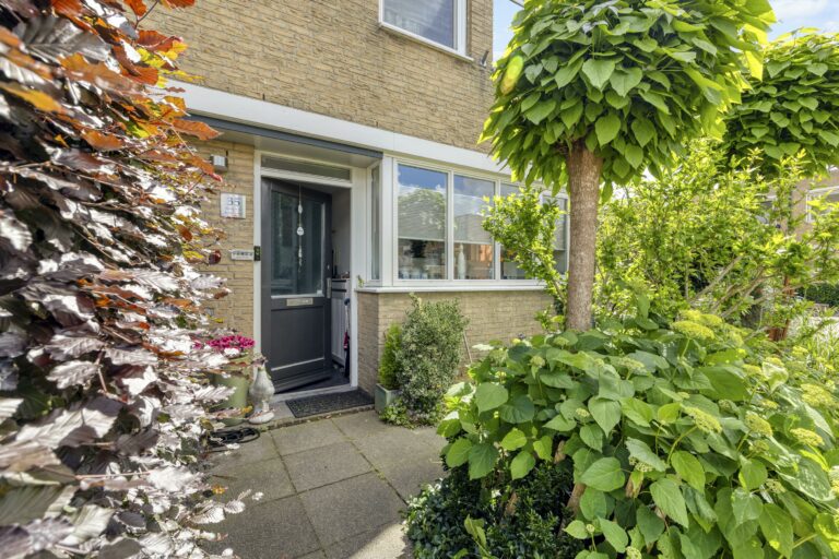 Foto van de woning aan de Van Barenstraat 35