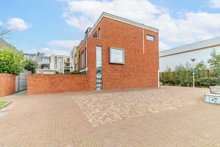 Foto van de woning aan de Graaf Floriskade 68