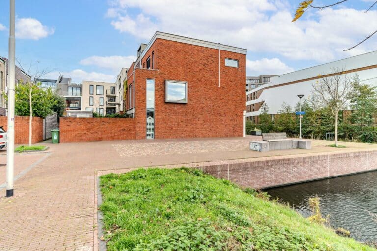 Foto van de woning aan de Graaf Floriskade 68