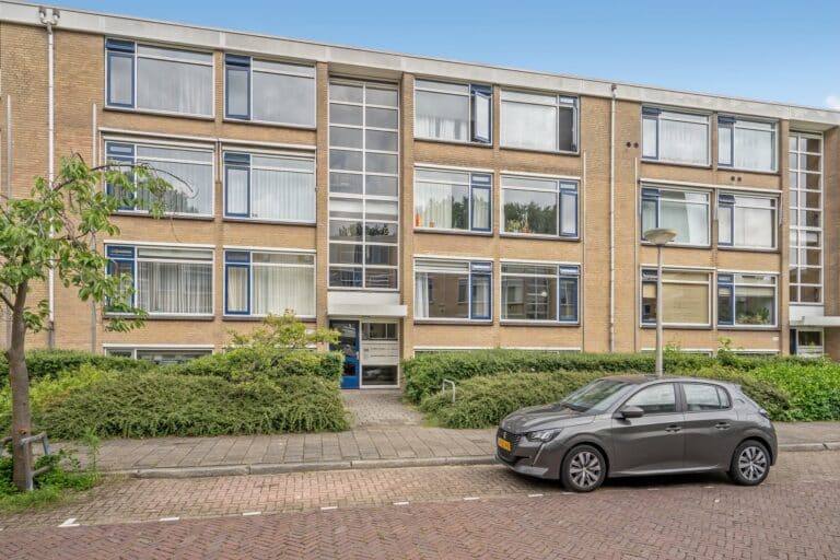 Foto van de woning aan de Knuttelstraat 14