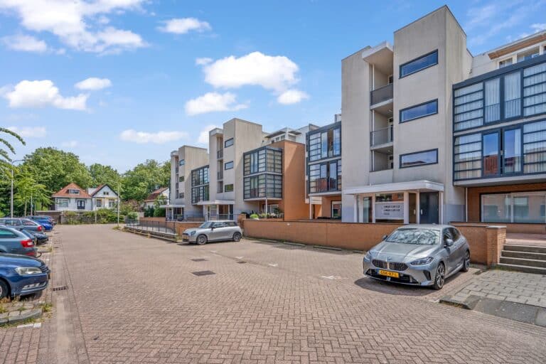 Foto van de woning aan de Machteld van Meterenlaan 37