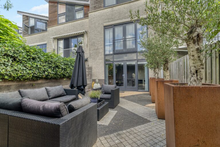 Foto van de woning aan de Graaf Willem II laan 10
