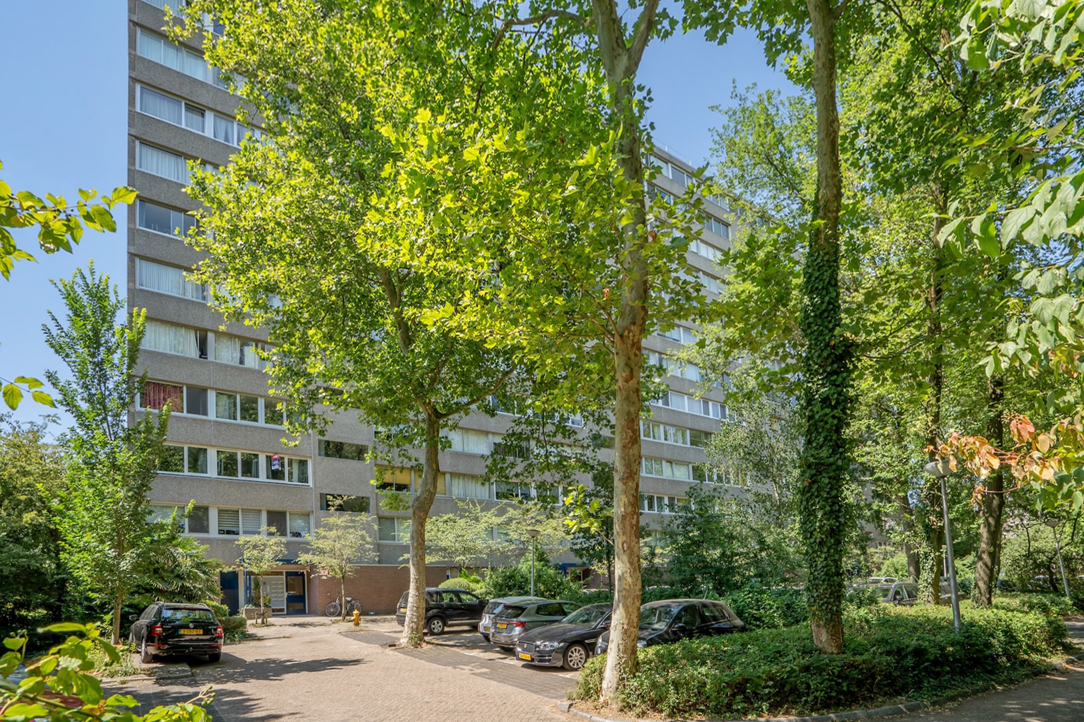 Foto van de woning aan de Aart van der Leeuwlaan 84
