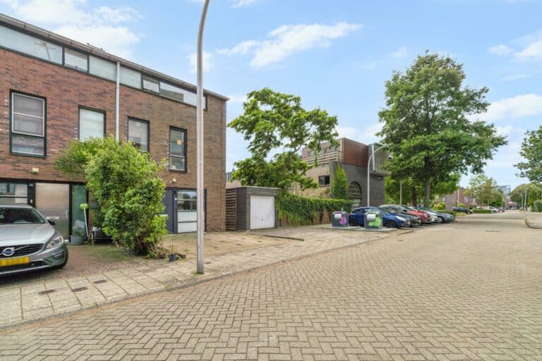 Foto van de woning aan de Molenaarstraat 1