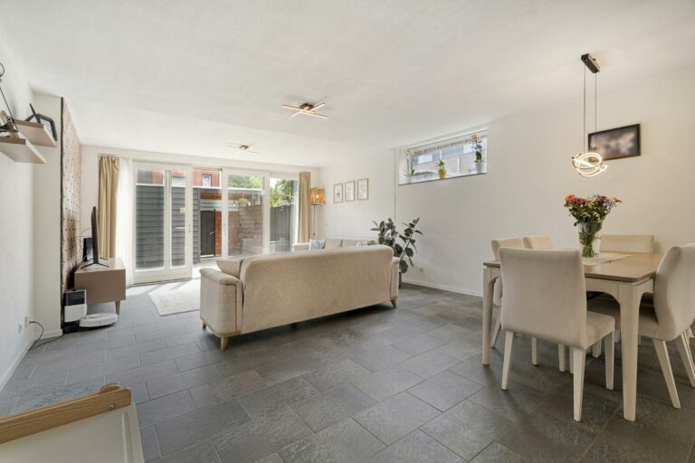 Foto van de woning aan de Molenaarstraat 1