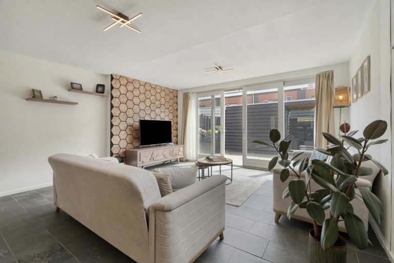Foto van de woning aan de Molenaarstraat 1