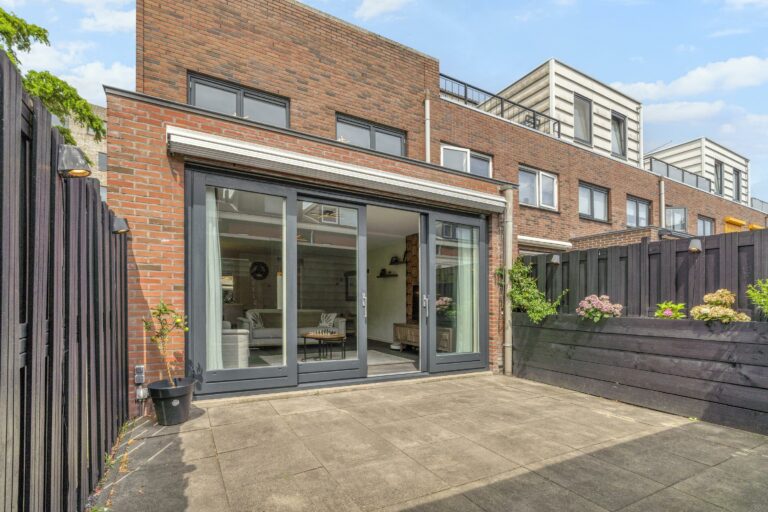 Foto van de woning aan de Molenaarstraat 1