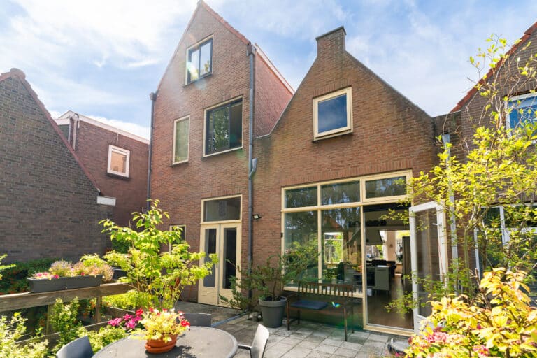 Foto van de woning aan de Oosteinde 178