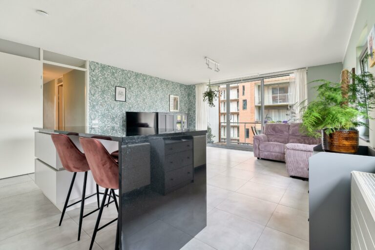 Foto van de woning aan de Taj Mahalplaats 77