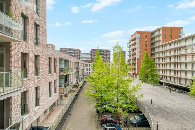 Foto van de woning aan de Taj Mahalplaats 77