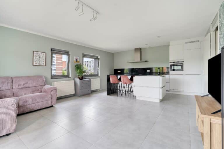 Foto van de woning aan de Taj Mahalplaats 77