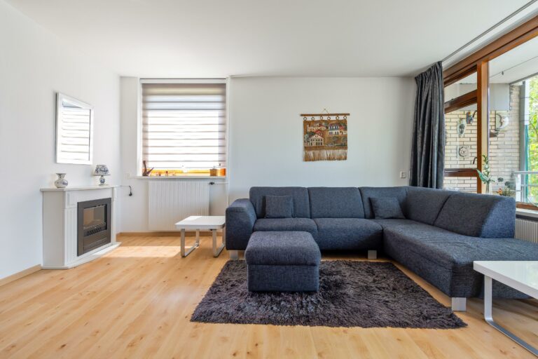 Foto van de woning aan de Roland Holstlaan 902