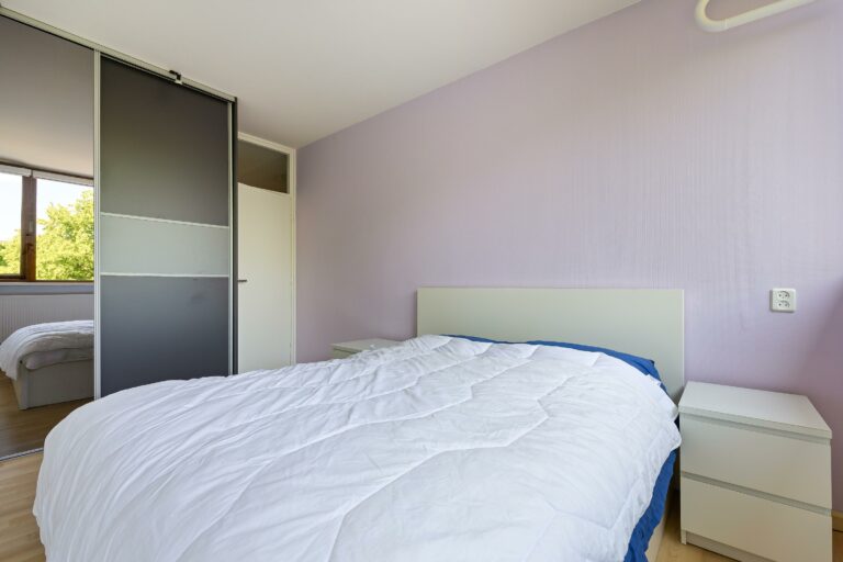 Foto van de woning aan de Roland Holstlaan 902