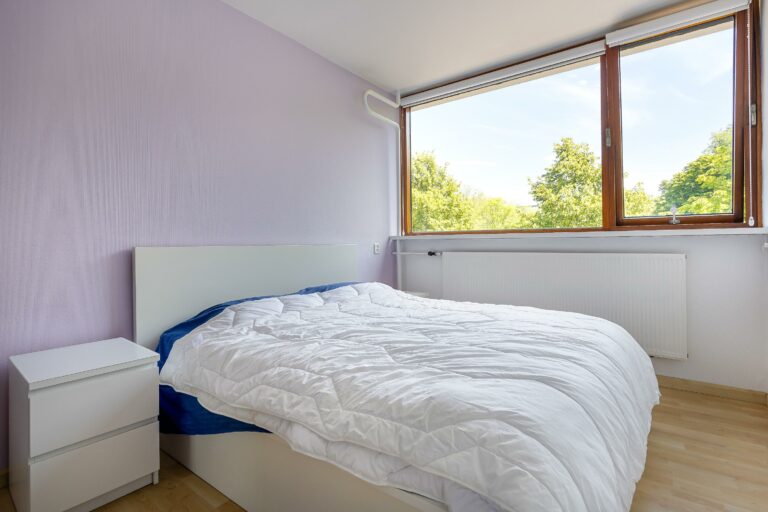 Foto van de woning aan de Roland Holstlaan 902