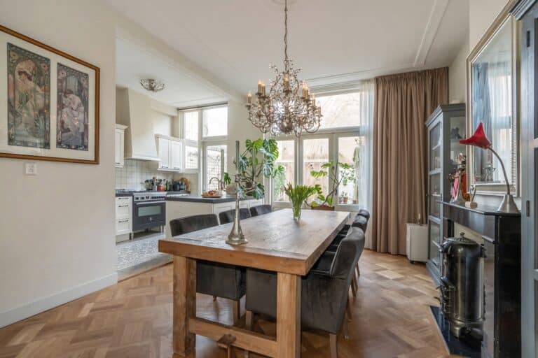 Foto van de woning aan de Maerten Trompstraat 18
