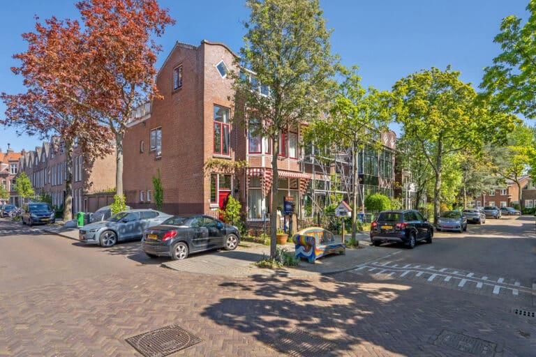 Foto van de woning aan de Maerten Trompstraat 18