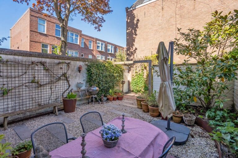 Foto van de woning aan de Maerten Trompstraat 18
