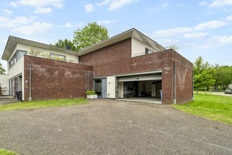 Foto van de woning aan de Kooikerlaan 8