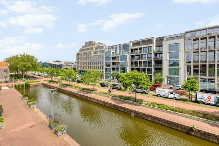 Foto van de woning aan de Graaf Floriskade 30A
