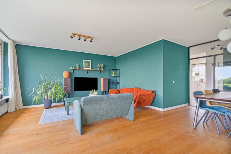 Foto van de woning aan de Adama van Scheltemaplein 38