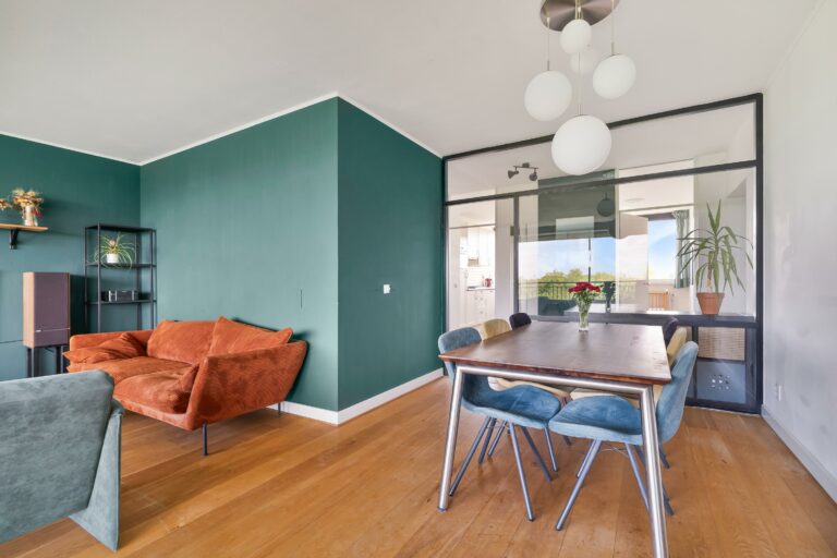 Foto van de woning aan de Adama van Scheltemaplein 38