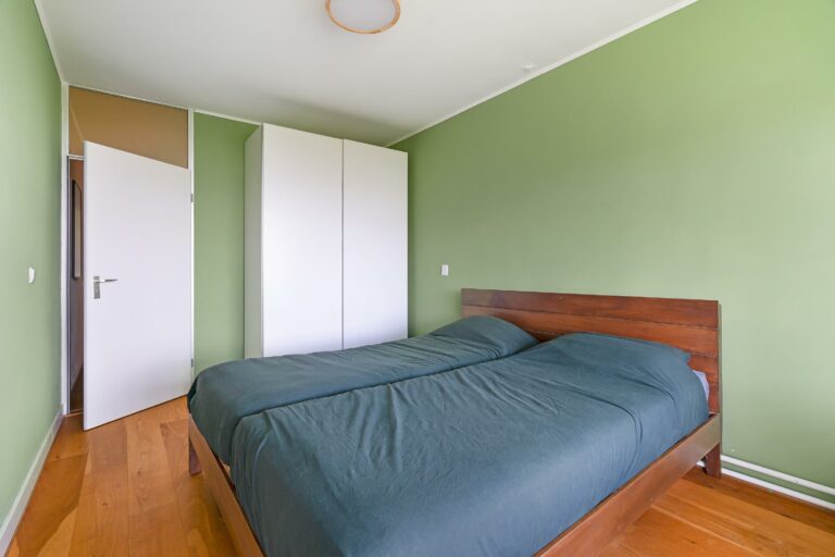 Foto van de woning aan de Adama van Scheltemaplein 38