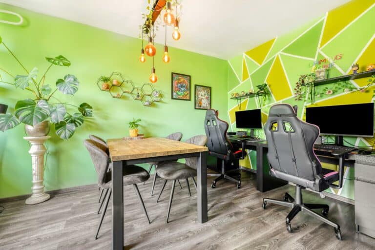 Foto van de woning aan de Roland Holstlaan 746