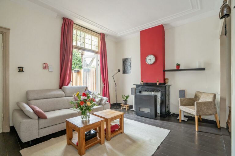 Foto van de woning aan de Warmoezierstraat 13